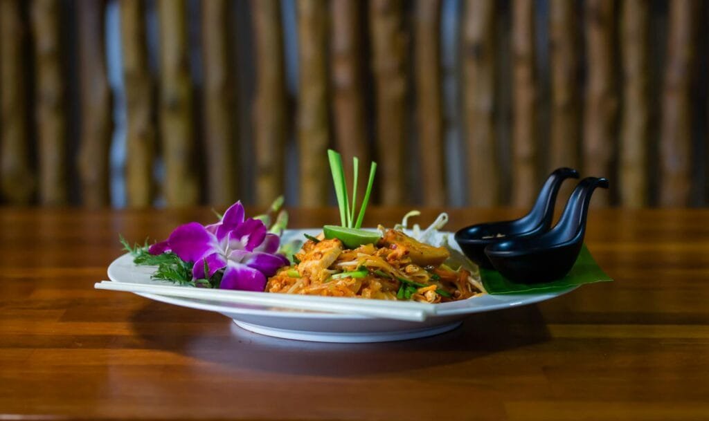 Exploring Thai Street Food Through YouTube - 6 Amazing Virtual Culinary